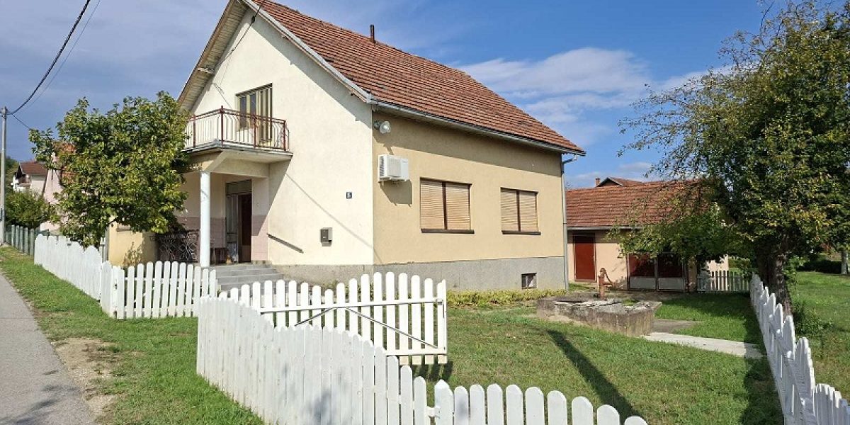 Kuće